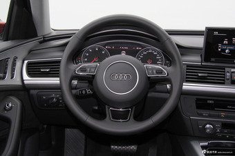 2017款奥迪A6 2.0T自动Avant Sport运动型