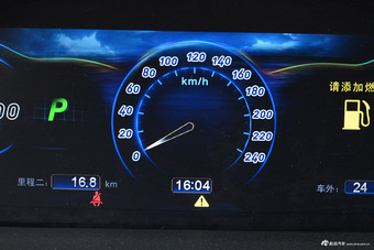 2017款比亚迪S7 2.0T自动尊荣型