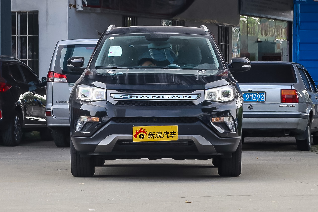 2016款长安CS75 1.8T自动尊荣型