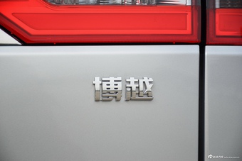 2016款吉利博越2.0L手动智尚型