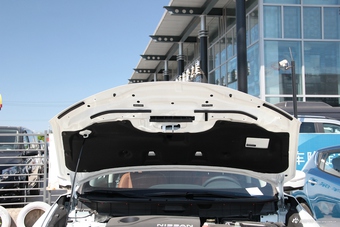 2017款奇骏2.5L自动CVT至尊版 4WD