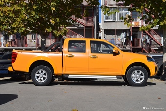 2017款风骏5 2.4L手动欧洲版汽油两驱精英型大双排4G69S4N