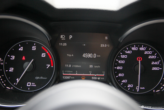  2017款Stelvio 2.0T 280HP自动豪华版