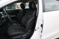 2017款海马福美来1.6L自动豪华型