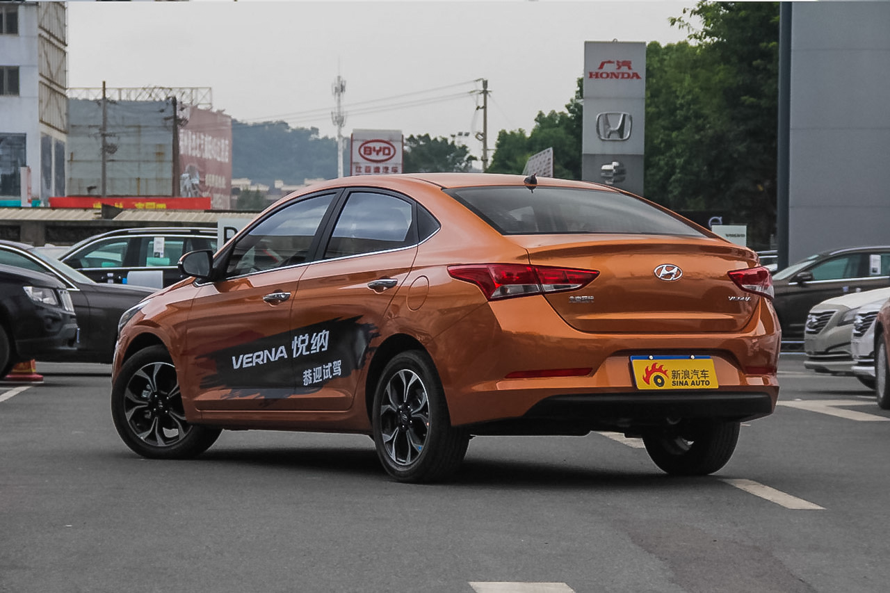 2016款悦纳1.6L自动精英版TOP