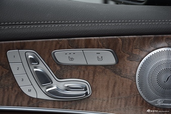 2018款奔驰E级改款3.0T自动 320 L 4MATIC