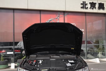 2018款奥迪Q7 2.0T自动40TFSI舒适型