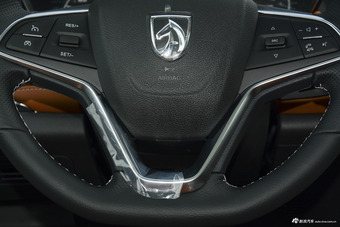 2017款宝骏510 1.5L自动豪华型