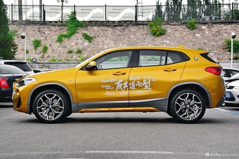 2018款宝马X2 2.0T sDrive 25i 豪华型M越野套装