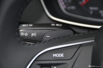 2018款奥迪Q5L 2.0T自动40 TFSI荣享进取型