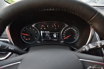 2018款探界者2.0T自动四驱拓界版550T