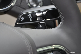 2017款林肯大陆3.0T自动四驱总统版