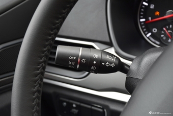 2018款哈弗H6运动版1.5T手动两驱精英型红标 