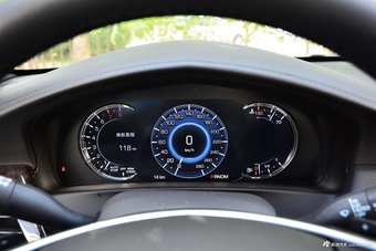 2017款CT6 2.0T自动28T领先型