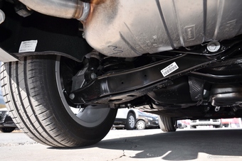 2018款奥迪Q3 30周年年型 30 TFSI风尚型