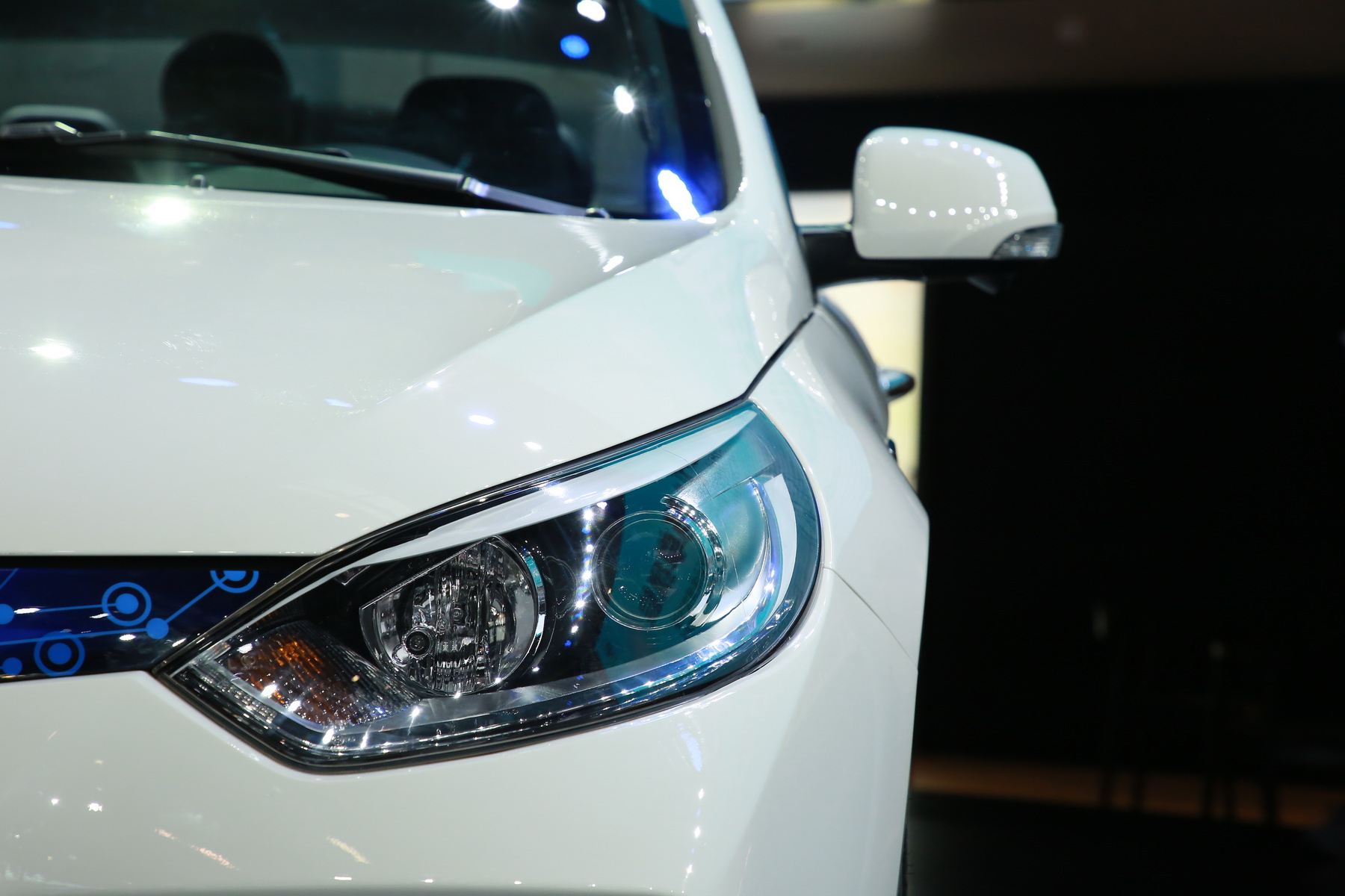 江淮iEVA50新能源