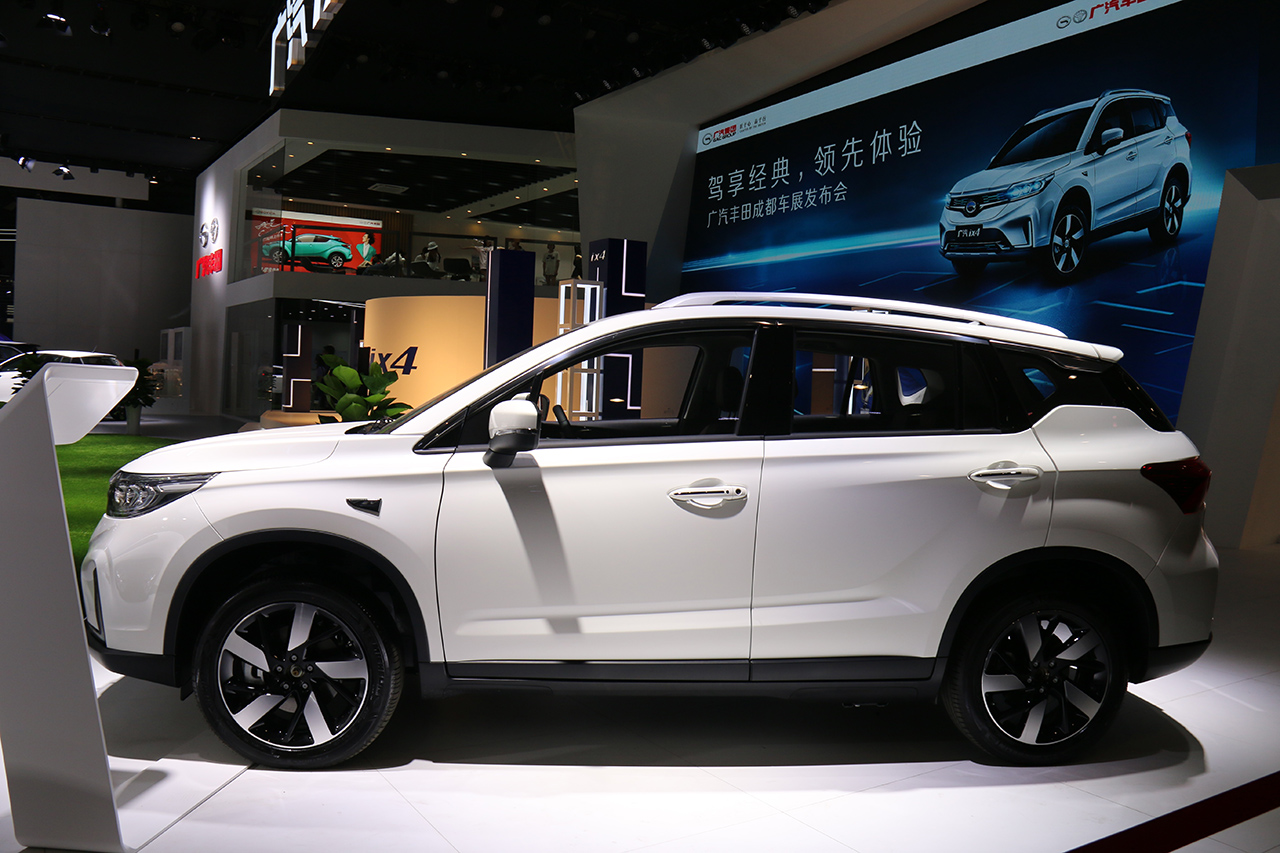 广汽IX4新能源