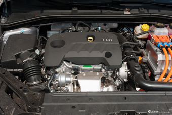  2018款名爵6新能源 45T E-DRIVE智驱混动PILOT超级互联网版