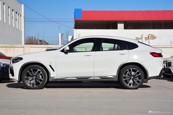 2019款宝马X4 2.0T自动xDrive25i M运动套装