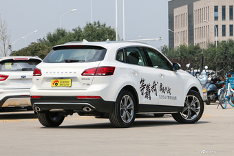 2018款宝沃BX7 2.0T自动28T四驱旗舰型5座