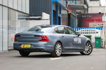 2019款沃尔沃S90 2.0T自动T5智雅版