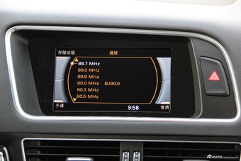 2017款奥迪Q5 2.0T 自动 40TFSI 进取型