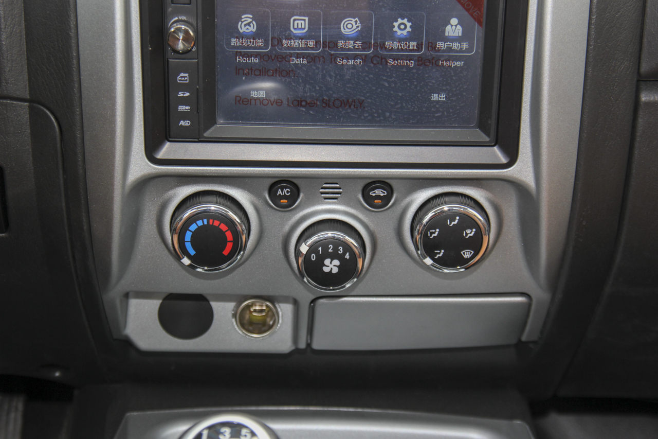 2018款宝典2.9T手动新超值柴油两驱舒适型加长货箱JX4D30B5L