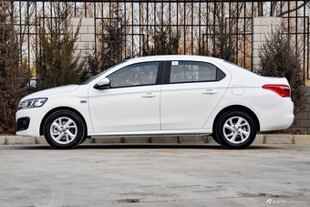 2017款全新爱丽舍1.6L手动时尚型