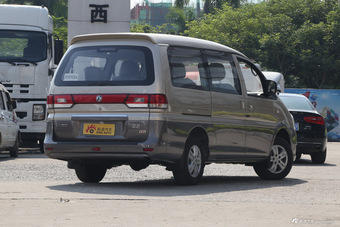 2016款菱智M5 2.0L手动7座标准型L