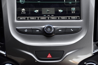 2017款科鲁兹两厢1.5L 自动先锋天窗版