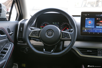 2018款比亚迪唐新能源2.0T全时四驱智联创睿型7座