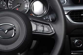 2018款阿特兹2.5L自动蓝天运动版