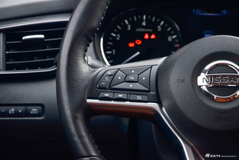 2017款奇骏2.5L自动CVT至尊版 4WD