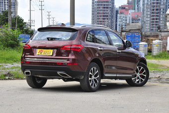 2016款众泰T600 2.0T自动尊享型运动版