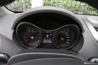 2017款海马S5强动力版1.5T自动豪华型