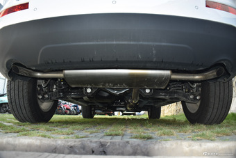 2015款众泰T600 1.5T手动豪华型 冰川白