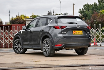 2017款马自达CX-5 2.5L自动四驱旗舰型