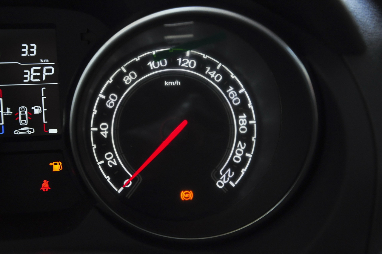 2016款名爵锐行1.5L自动超值豪华版