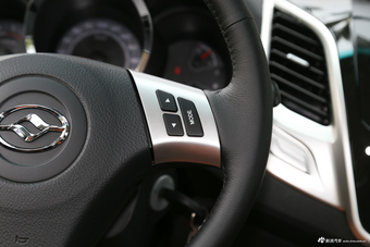 2015款黄海N2 2.8T手动两驱柴油运动版