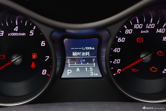 2016款海马S5 1.5T自动创享版