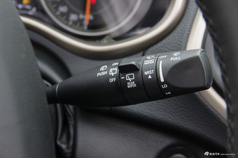 2016款自由光2.0L自动优越版