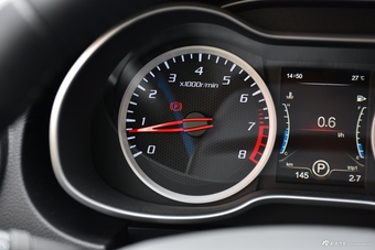 2019款奔腾X40 1.6L自动互联智享型