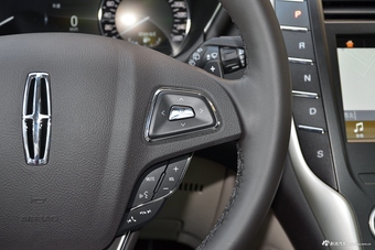 2019林肯MKC 2.0T自动四驱尊雅版 国VI