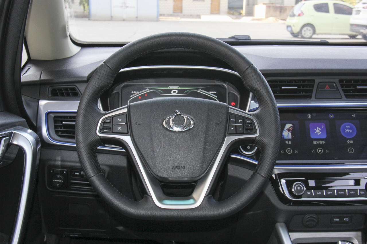 2018款全球鹰EX3新能源 尊享型