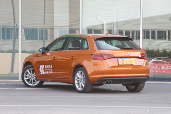 2016款奥迪A3 1.8T自动Limousine 40TFSI豪华型