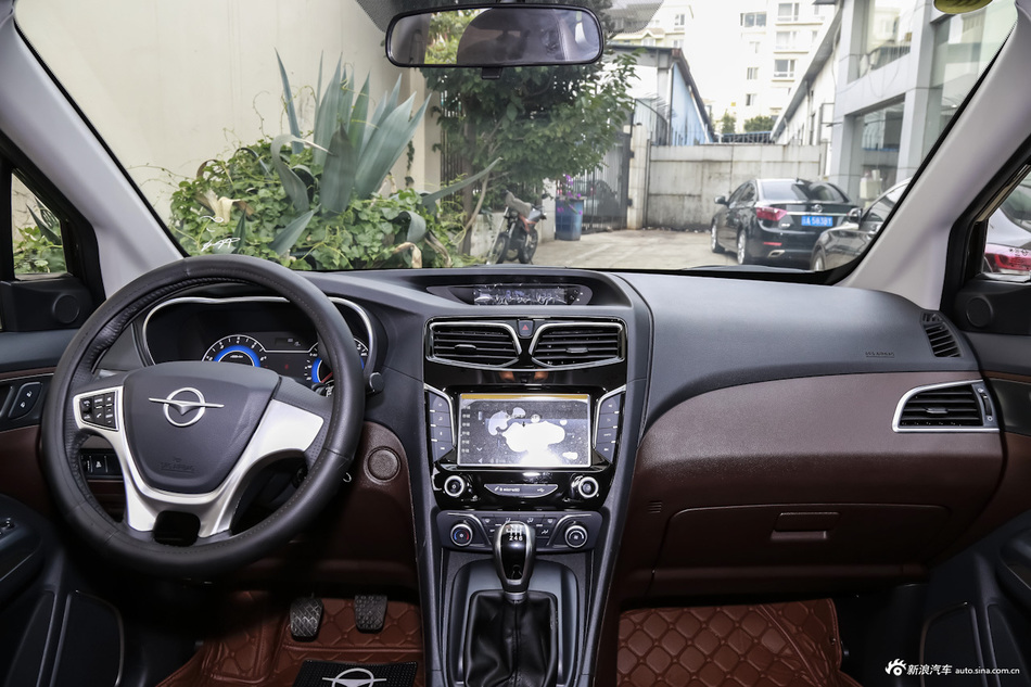 2016款海马V70 2.0L手动适·畅型 6座