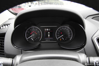 2018款东风风神AX7 1.4T手动豪华型