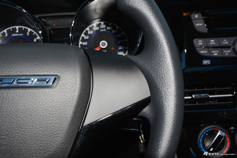 2018款启辰T70 1.6L手动睿趣版