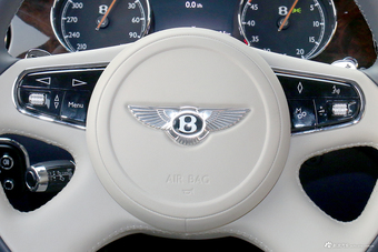 2016款慕尚6.8T自动长轴距版