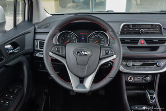 2017款瑞风S3 1.6L手动豪华型